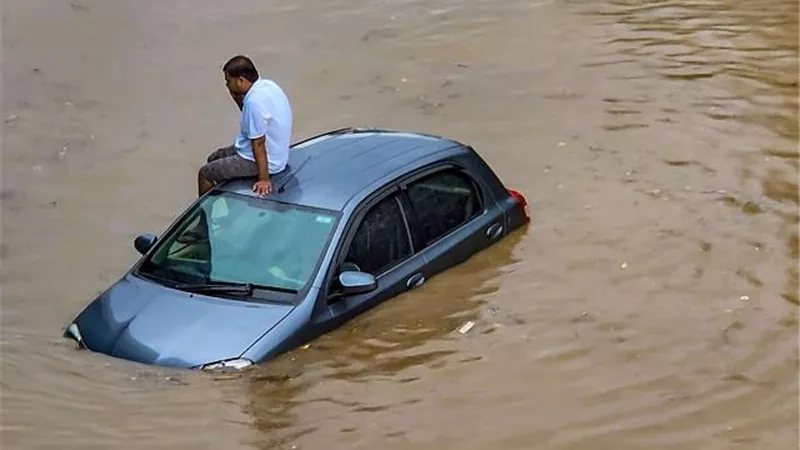 مقتل 15 شخصاً جراء فيضانات في الهند