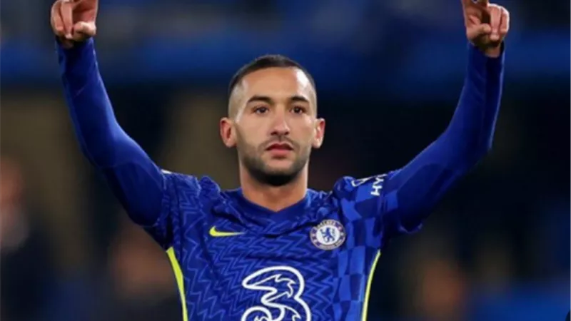 المغربي حكيم زياش على اعناب الاهلى السعودى