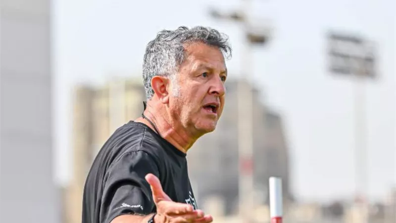 الاتحاد الكوستاريكي يكشف حقيقة المفاوضات مع المدرب الحالي للزمالك