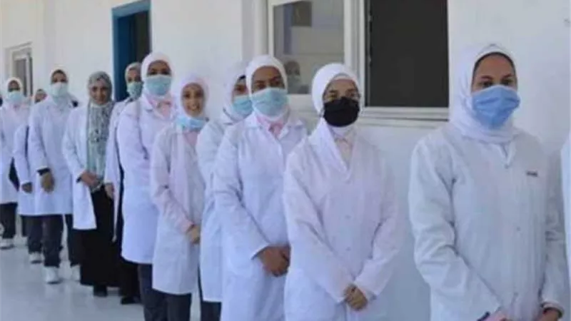 محافظ كفر الشيخ يعتمد درجات القبول بمدارس التمريض والحد الأدنى 250 درجة