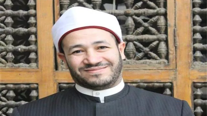 هل تصح صلاة الحاقن والحاذق والحاقب؟..أمين الفتوى يُيجب