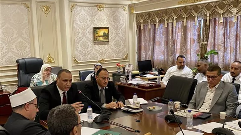 النائب محمد طلبة يناقش انشاء فرع لجامعة الأزهر بالإسماعيلية..صور