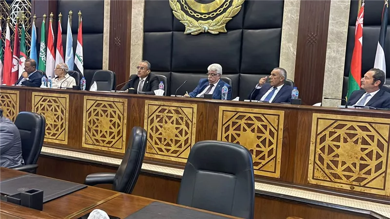 اتحاد الصناعات بناء و صيانة السفن تحتاج الى مواصفات دولية معينة