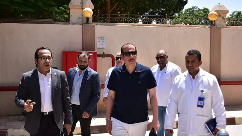 مساعد وزير الصحة يشيد بوحدة طب اسرة الزناقطة بالأقصر