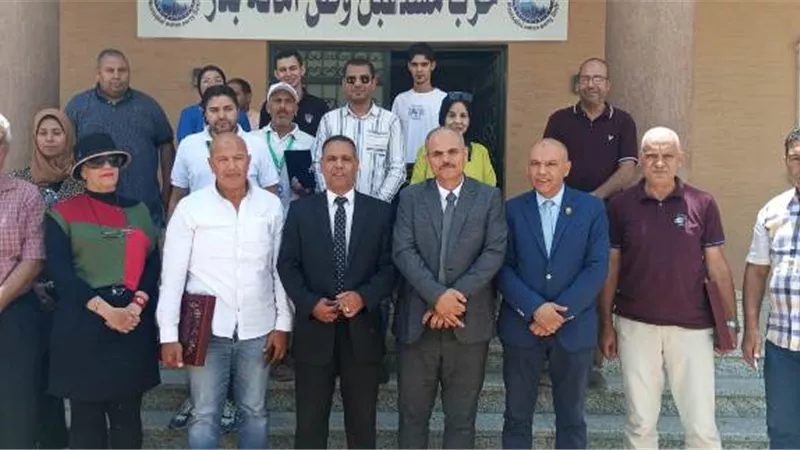مستقبل وطن بدر يقود حملة لتطوير محطات الأتوبيس فى المدينة.. فيديو