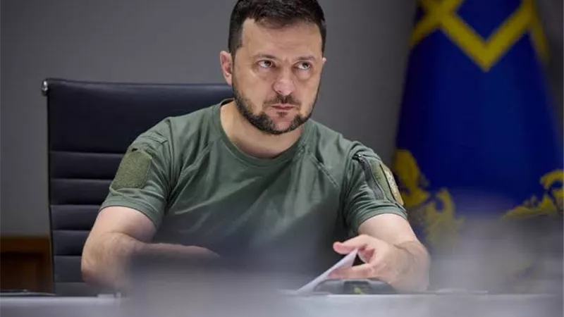 أمريكا منزعجة من الرئيس الأوكرانى وقادة الناتو يطلبون من زيلينسكى