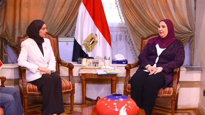 وزيرة التضامن وسفيرة البحرين تبحثان تعزيز التعاون فى عدة مجالات