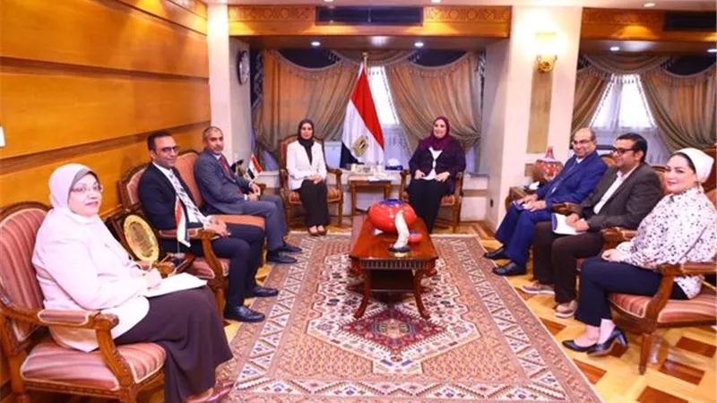 وزيرة التضامن تلتقي سفيرة مملكة البحرين بالقاهرة