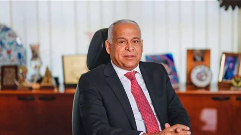 فرج عامر : لن يتم تمديد إعارة زياد طارق من الأهلي لهذا السبب