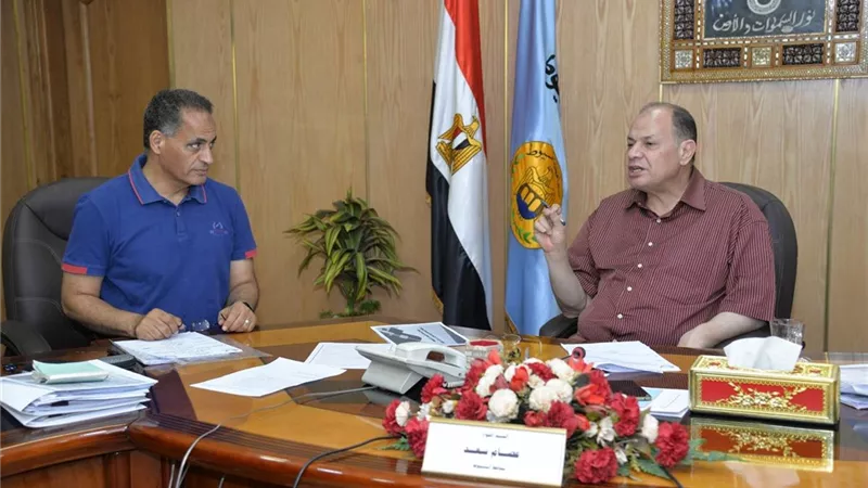 محافظ أسيوط يوافق على 229 طلب انتداب واعارة للعاملين بالتعليم