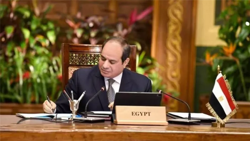 الرئيس السيسي يوقع قوانين بربط موازنة عدد من الهيئات للسنة المالية 2023/2024