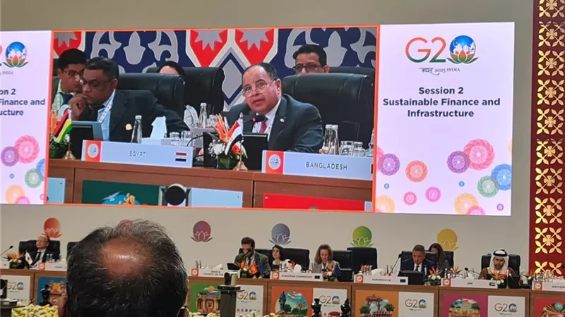 زيادة إمدادات الكهرباء من المصادر المتجددة إلى 42% بحلول عام 2035