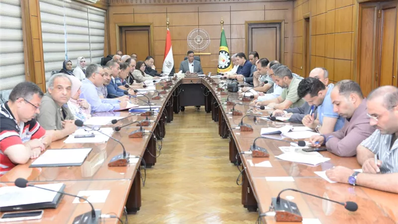 اجتماع عاجل لتدني إيرادات المنطقة الصناعية بجمصة
