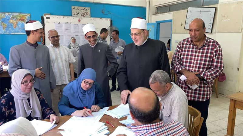 وكيل الأزهر يبعث رسالة اطمئنان للطلاب من مراكز التصحيح