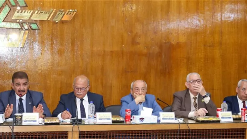 برئاسة النبراوي.. مجلس المهندسين يعقد أولى جلساته بعد إعادة انتخاب هيئة المكتب