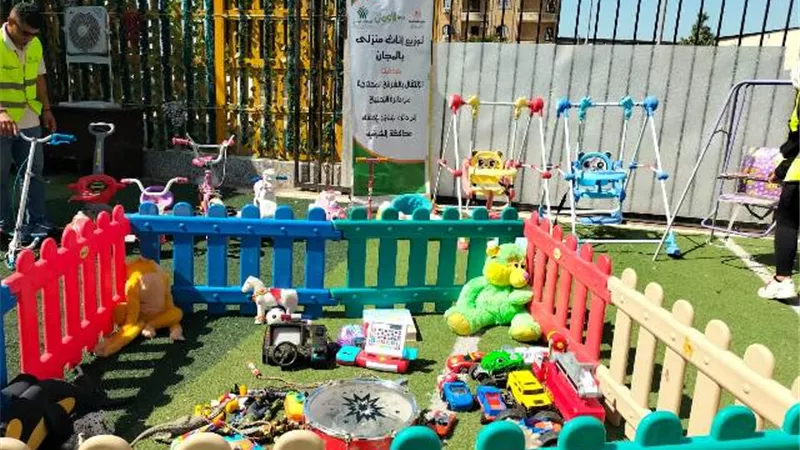 توزيع أثاث منزلى مجانا على 100أسرة ب6 قرى بأبوحماد