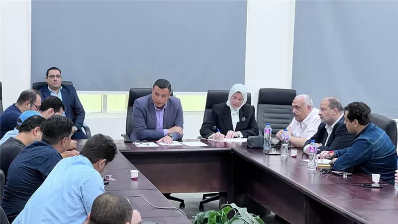 رئيس جهاز العاصمة الإدارية يُواصل لقاءاته مع سكان الحي الثالث R3