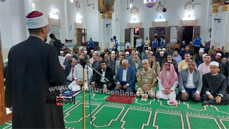 محافظ السويس والقيادات العسكرية يشهدون الاحتفال بالعام الهجري