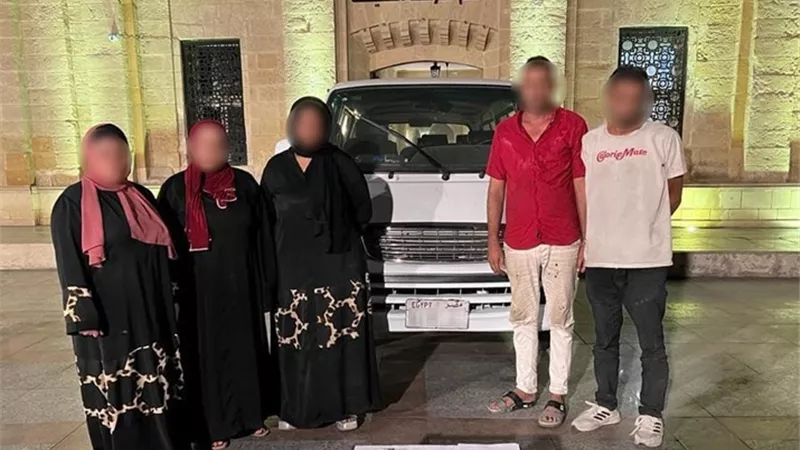 الفيديو كشفهم ..ضبط تشكيل عصابى حريمى لسرقة الذهب من محلات الصاغة
