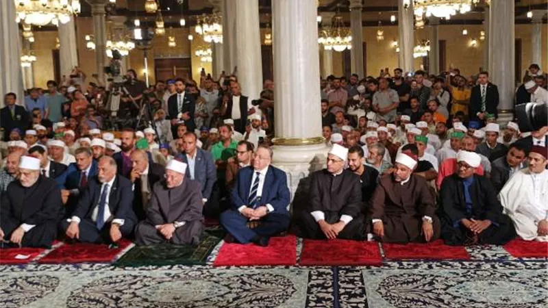 نقيب الأشراف: الهجرة النبوية مناسبة عظيمة على قلب كل مسلم