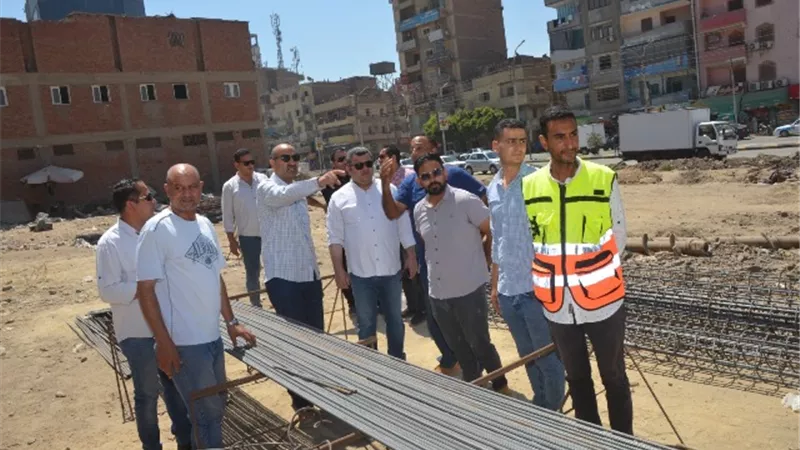 سكرتير بنى سويف يتفقد مشروع تطوير سوق الدهشوري
