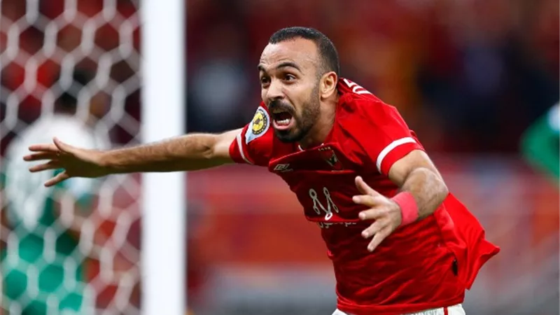 الأهلي يحسم ملف تجديد أفشة
