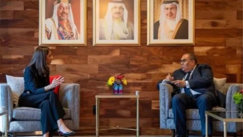 محيي الدين يبحث مع الخليف جهود البحرين لتحقيق أهداف التنمية