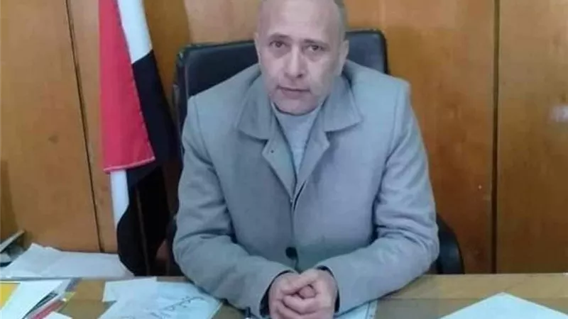 محافظ المنيا ينعى مدير عام فرع تعليم الكبار