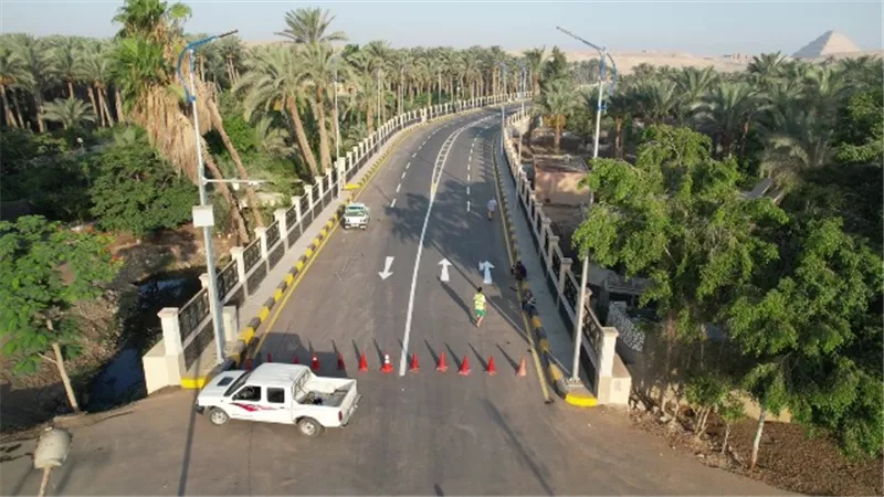 تخطيط مرورى وتجميل لطريق سقارة السياحي بمركز البدرشين