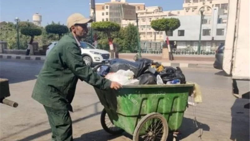محافظ الشرقية:وسائل الإعلام حلقة وصل لعرض مشكلات المواطنين وحلها