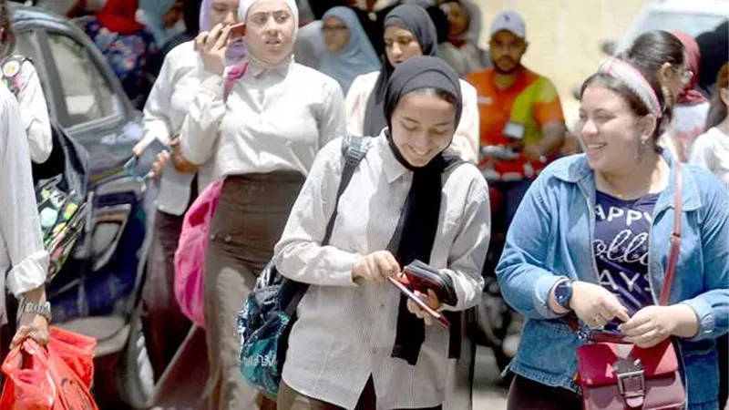 ٨٨.٩٪؜ نسبة النجاح في الكيمياء لطلاب الثانوية العامة 2023