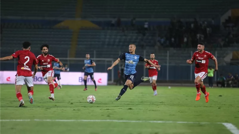دفاع الأهلي يمنح بيراميدز هدف التقدم فى الشوط الأول