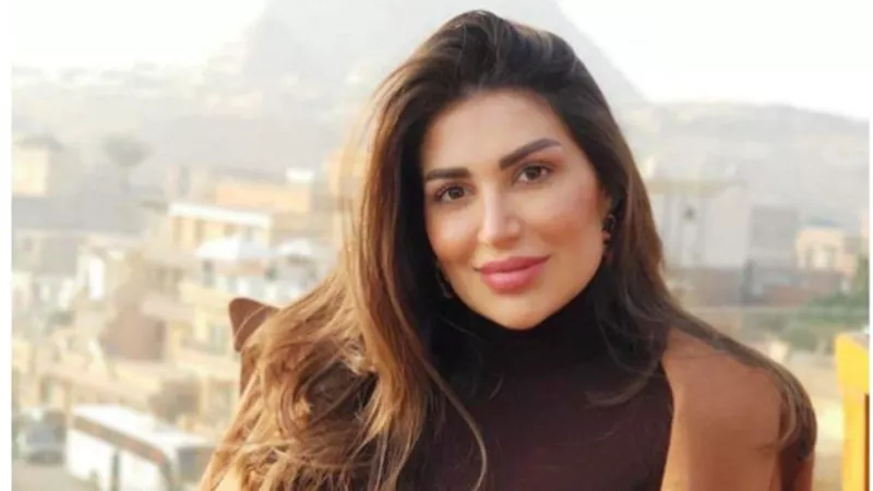 سارة نخلة: 