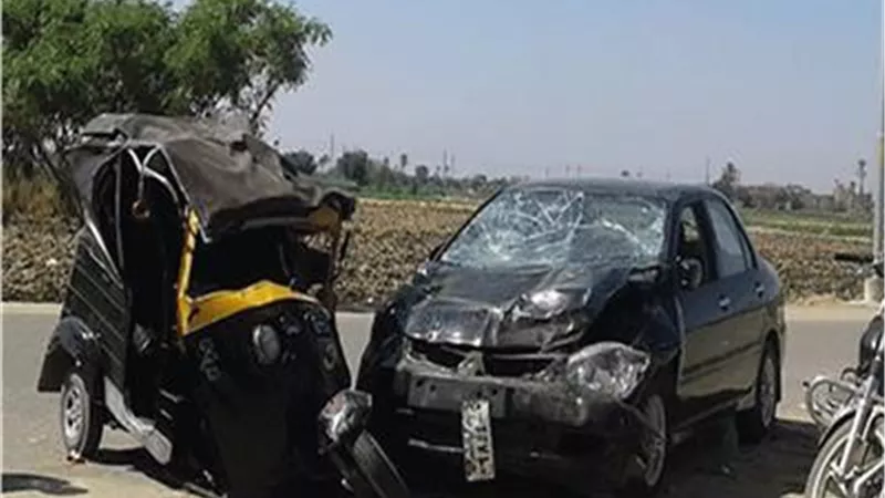 إصابة 4 فى تصادم ملاكي وتوك توك بالشرقية