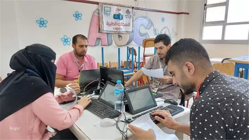 علاج ٨٦٥ مواطنا بالمجان في قافلة طبية بدمياط