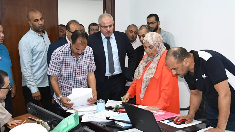 رئيس جامعة القناة يتفقد مكتب تنسيق الإسماعيلية الجديدة الأهلية
