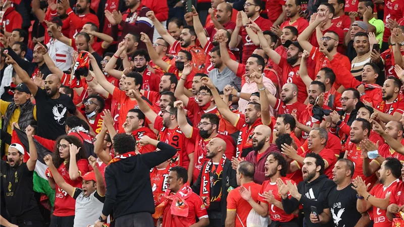 حافلات مجانية لنقل جماهير الأهلى للإسكندرية لحضور مباراة المصري