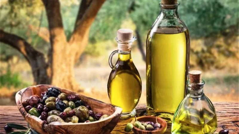دراسة تكشف فائدة جديدة لتناول زيت الزيتون