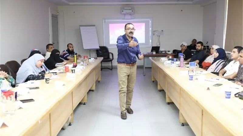 برنامجي تدريبى على 