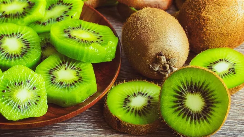 فوائد الكيوى على البشرة