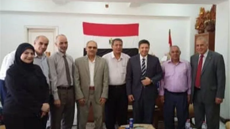 رئيس جامعة دمياط يفتتح مركز التميز البحثي في العلوم الزراعية المتقدمة