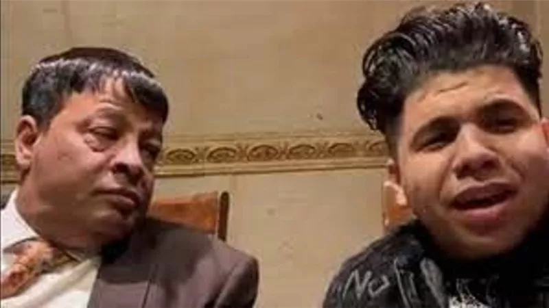 بسبب السخان.. خلاف بين عبدالباسط حمودة وعمر كمال