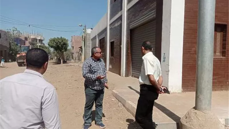 القاضي يشدد على مواصلة الجولات الميدانية لمشروعات 