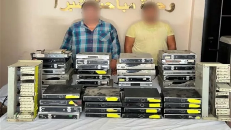 ضبط شخصين لقيامهما بإعادة بث القنوات الفضائية المشفرة بدون ترخيص