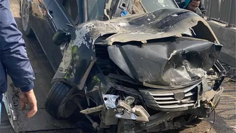 إصابة 5 بكسور وكدمات في حادثي سير بالبحيرة