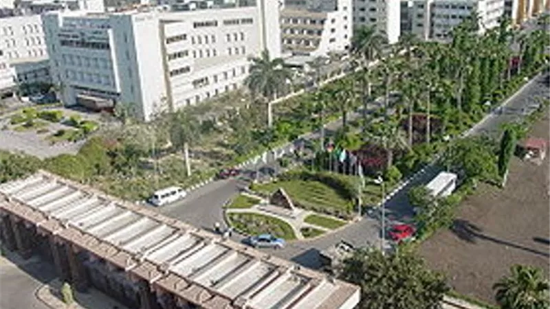 كلية الهندسة بجامعة المنصورة تحصل علي ٦ شهادات أيزو