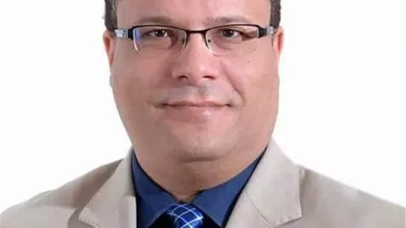 كيف تعمل الأسرة على تهيئة طالب الثانوية العامة للمرحلة الجامعية.. استشاري نفسي يجيب