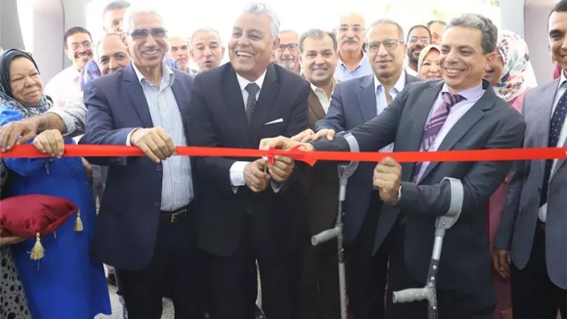 افتتاح معامل جديدة بكلية العلوم بجامعة جنوب الوادى
