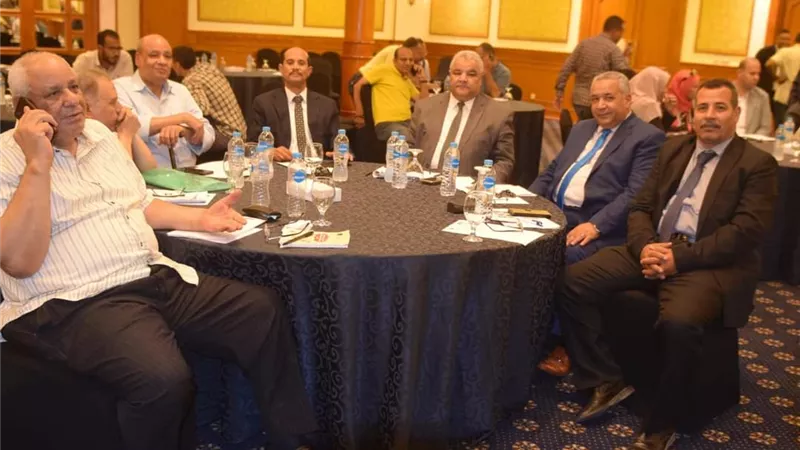 دراسة الأثر البيئى والاجتماعى لـ«القطار الكهربائى السريع»