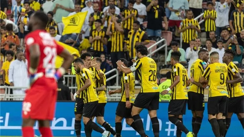 عادل النقبي حكماً لإتحاد جدة والترجي التونسي فى البطولة العربية